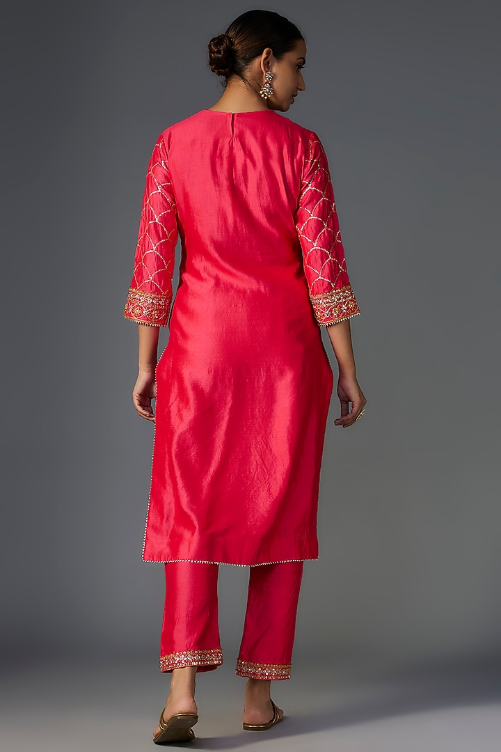 Red Pure Spun Silk Marori Embroidered Kurta Set by SURBHI SHAH at Pernia's Pop Up Shop
