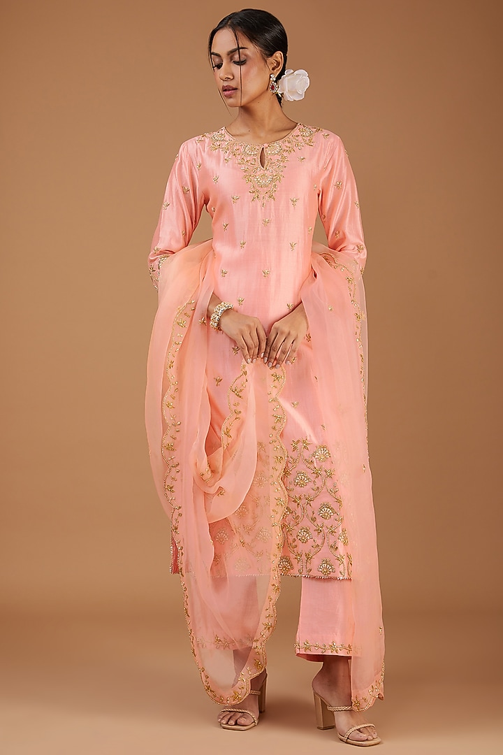 Peach Pure Spun Silk Zardosi Embroidered Kurta Set by SURBHI SHAH at Pernia's Pop Up Shop