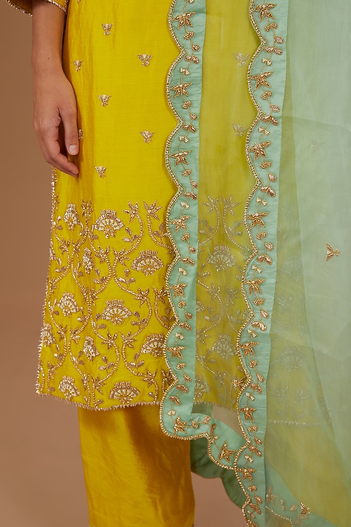 Yellow Pure Spun Silk Embroidered Kurta Set by SURBHI SHAH at Pernia's Pop Up Shop