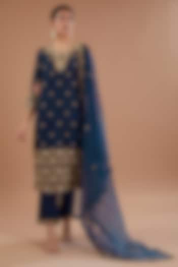 Navy Blue Pure Spun Silk Zardosi Embroidered Kurta Set by SURBHI SHAH at Pernia's Pop Up Shop