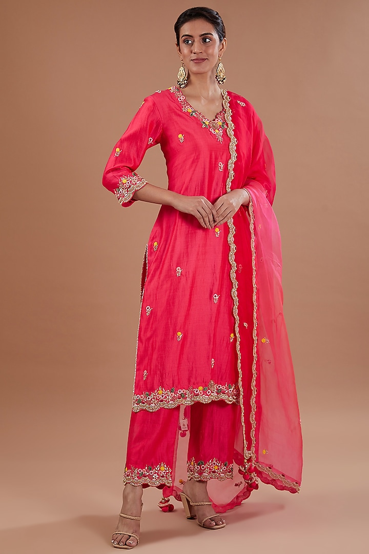 Red Pure Spun Silk Thread Embroidered Kurta Set by SURBHI SHAH at Pernia's Pop Up Shop