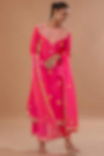 Red Pure Spun Silk Thread Embroidered Kurta Set by SURBHI SHAH at Pernia's Pop Up Shop