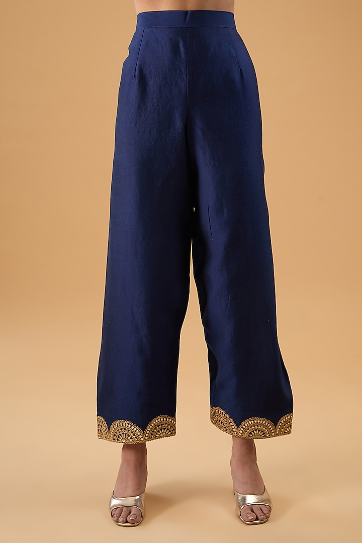 Navy Blue Pure Spun Silk Resham Embroidered Kurta Set by SURBHI SHAH at Pernia's Pop Up Shop