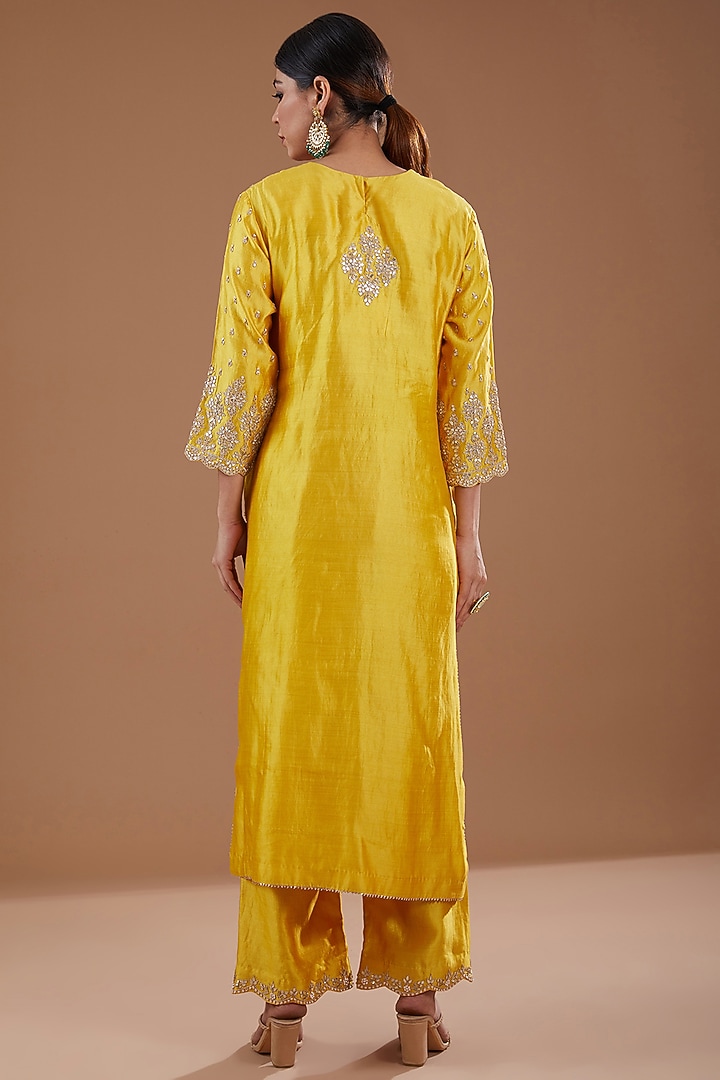 Yellow Pure Spun Silk Gota & Marori Kurta Set by SURBHI SHAH at Pernia's Pop Up Shop
