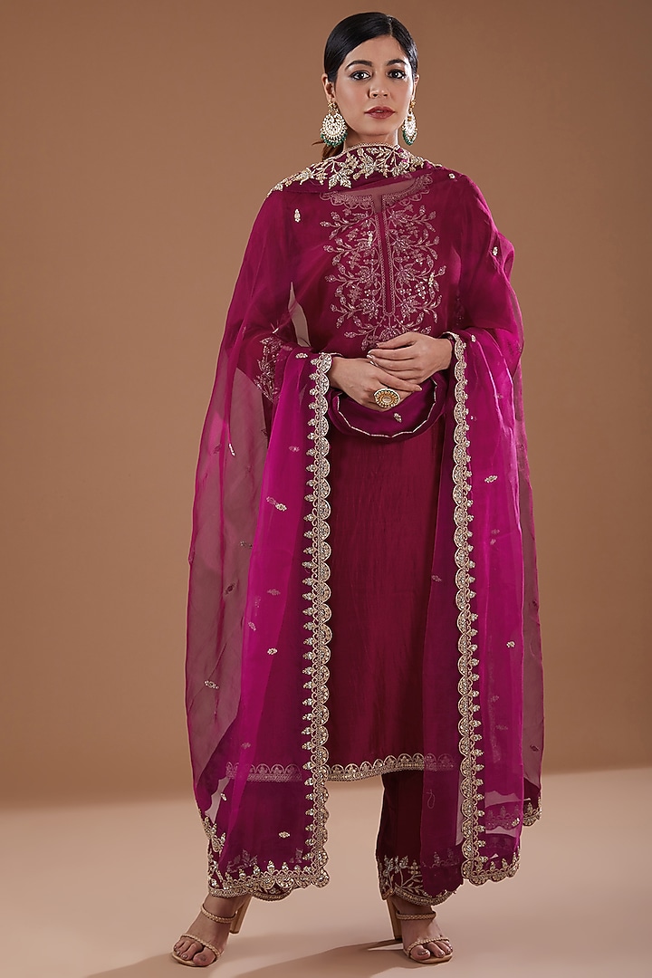 Magenta Pure Spun Silk Zardosi Kurta Set by SURBHI SHAH at Pernia's Pop Up Shop