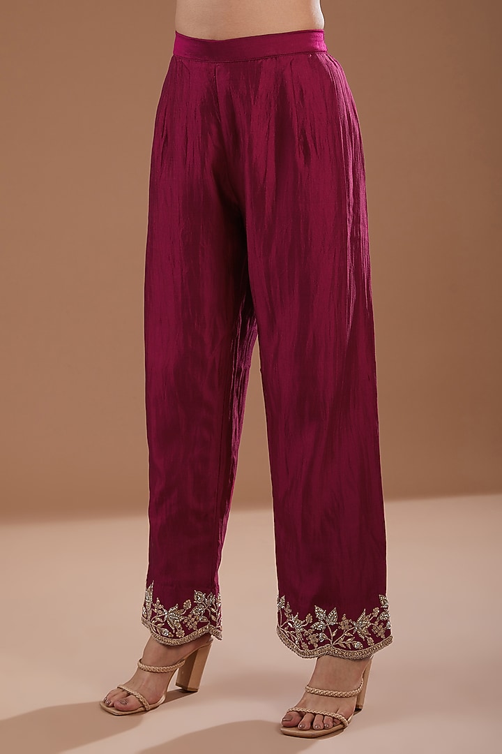 Magenta Pure Spun Silk Zardosi Kurta Set by SURBHI SHAH at Pernia's Pop Up Shop