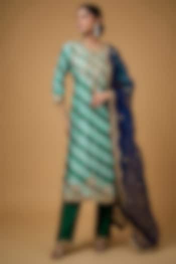 Emerald Green Pure Spun Silk Mukaish & Marori Work Leheriya Kurta Set by SURBHI SHAH