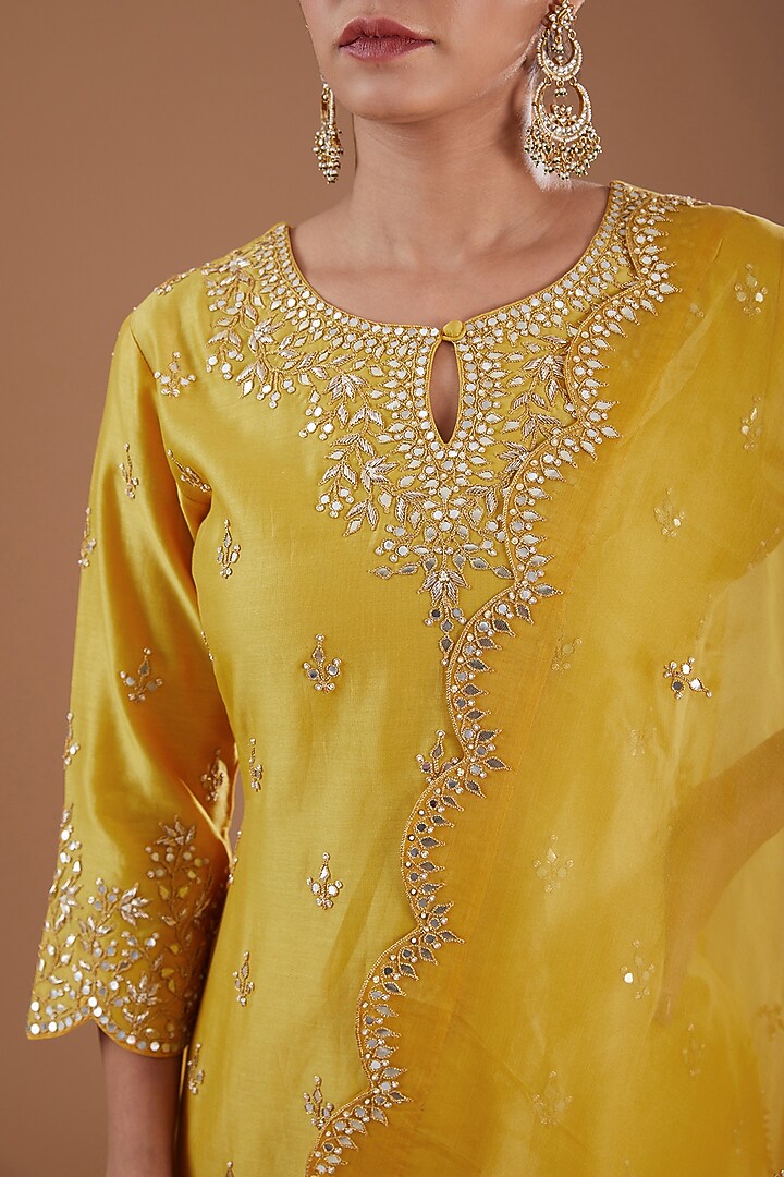 Yellow Pure Chanderi Zardosi & Pearl Kurta Set by SURBHI SHAH at Pernia's Pop Up Shop