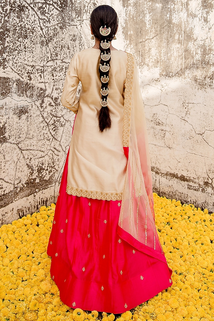 Red Pure Spun Silk Kalidar Wedding Lehenga Set by SURBHI SHAH at Pernia's Pop Up Shop