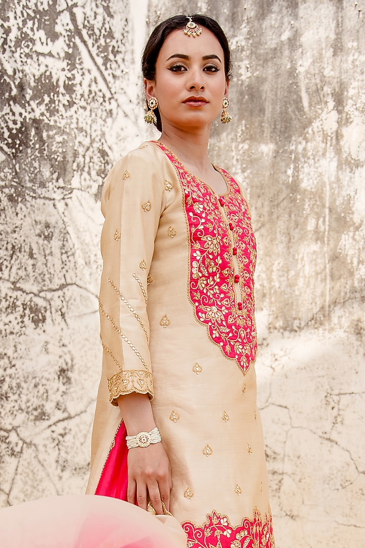 Red Pure Spun Silk Kalidar Wedding Lehenga Set by SURBHI SHAH at Pernia's Pop Up Shop