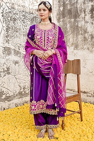 Purple Magenta Pure Spun Silk Embroidered Kurta Set by SURBHI SHAH