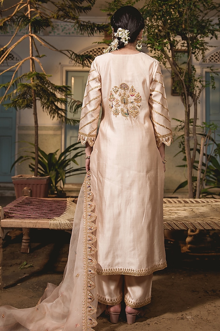 Powder Beige Pure Spun Silk Embroidered Kurta Set by SURBHI SHAH at Pernia's Pop Up Shop