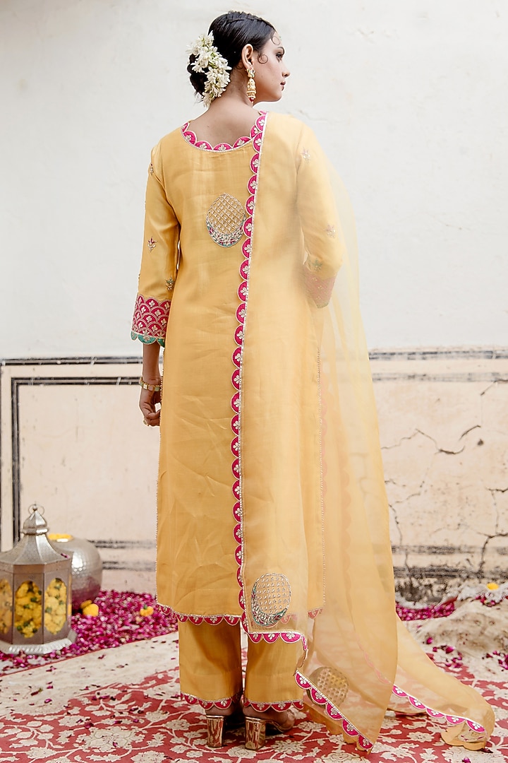 Light Yellow Pure Spun Silk Embroidered Kurta Set by SURBHI SHAH at Pernia's Pop Up Shop