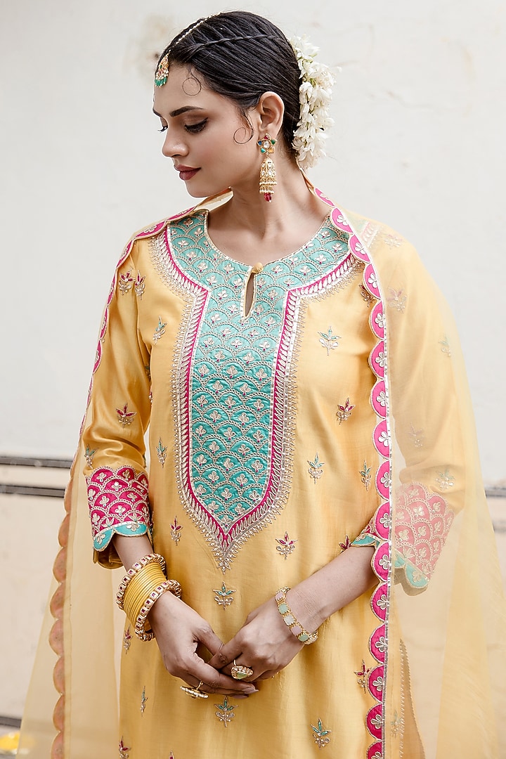 Light Yellow Pure Spun Silk Embroidered Kurta Set by SURBHI SHAH at Pernia's Pop Up Shop