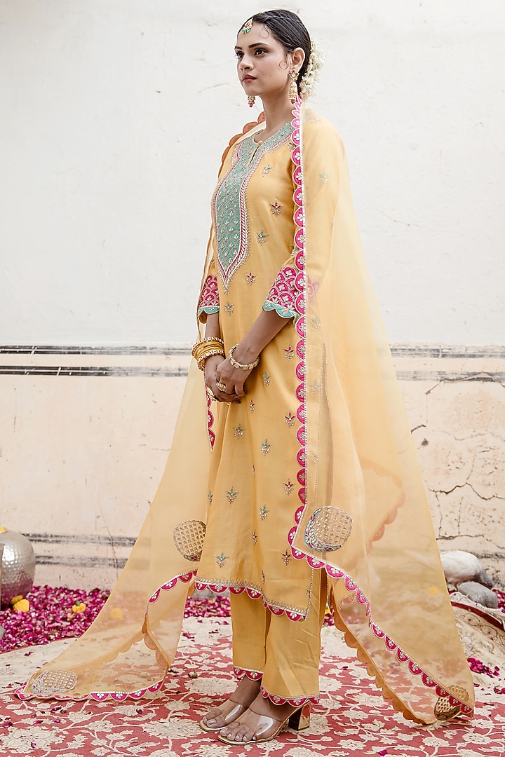 Light Yellow Pure Spun Silk Embroidered Kurta Set by SURBHI SHAH at Pernia's Pop Up Shop