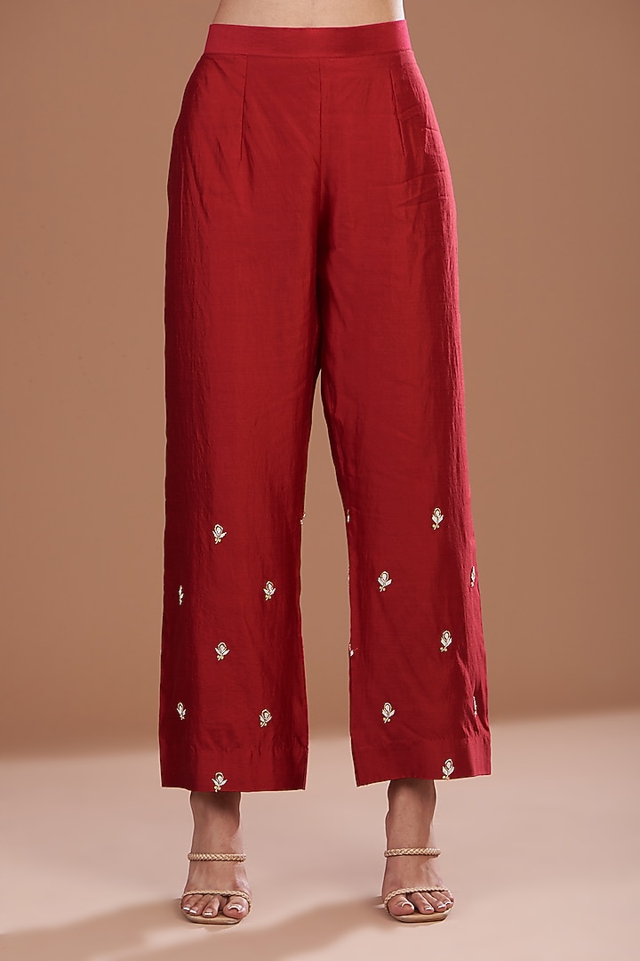 Red Pure Spun Silk Dabka Embroidered Kurta Set by SURBHI SHAH at Pernia's Pop Up Shop