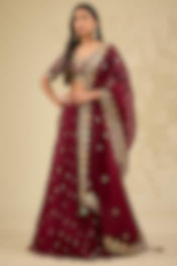 Maroon Kora Silk Crushed Wedding Lehenga Set by Surbhi Shah at Pernia's Pop Up Shop