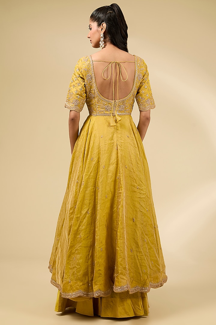 Yellow Pure Tissue High-Low Kurta Set by SURBHI SHAH at Pernia's Pop Up Shop