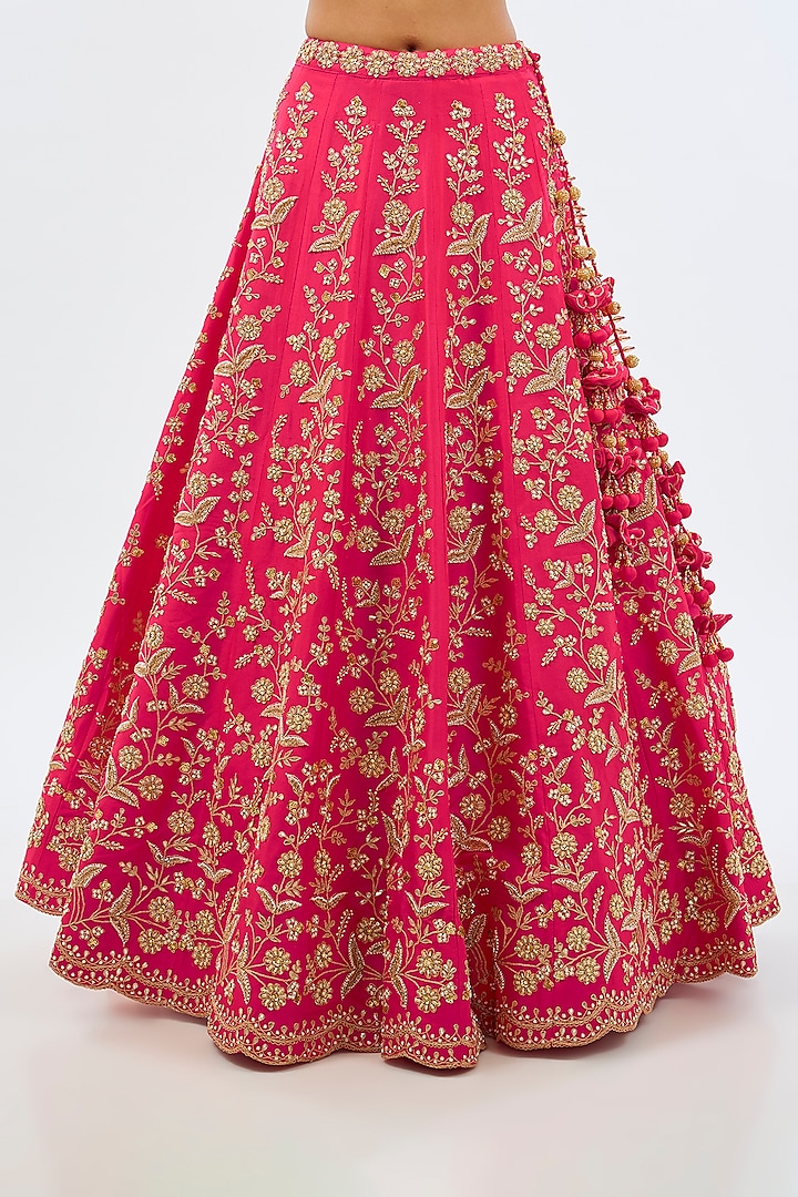 Red Pure Silk Bridal Lehenga Set by SURBHI SHAH at Pernia's Pop Up Shop