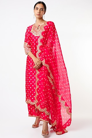 Red Bandhani Printed & Hand Embroidered Kurta Set by SURBHI SHAH