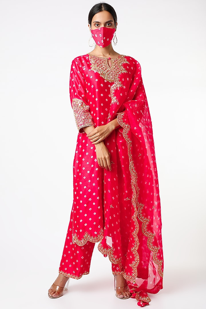 Red Bandhani Printed & Hand Embroidered Kurta Set by SURBHI SHAH at Pernia's Pop Up Shop