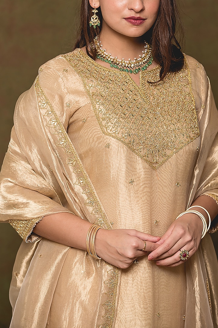 Gold Embroidered Kurta Set by SURBHI SHAH at Pernia's Pop Up Shop
