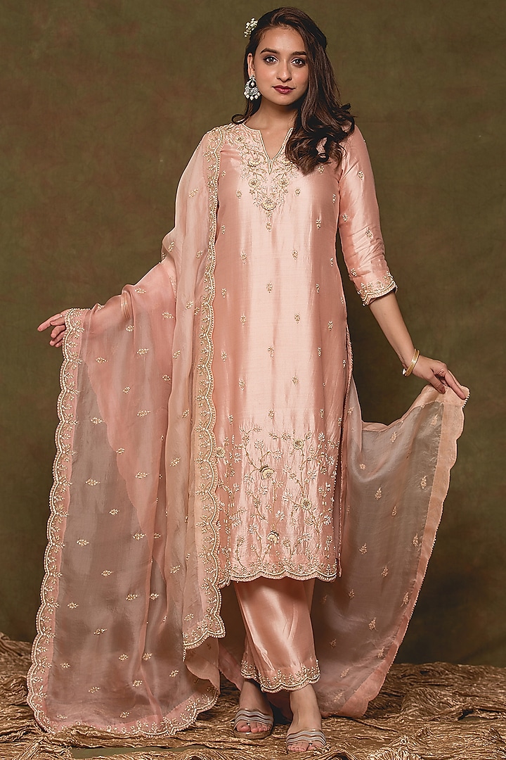 Rose Gold Embroidered Kurta Set by SURBHI SHAH at Pernia's Pop Up Shop