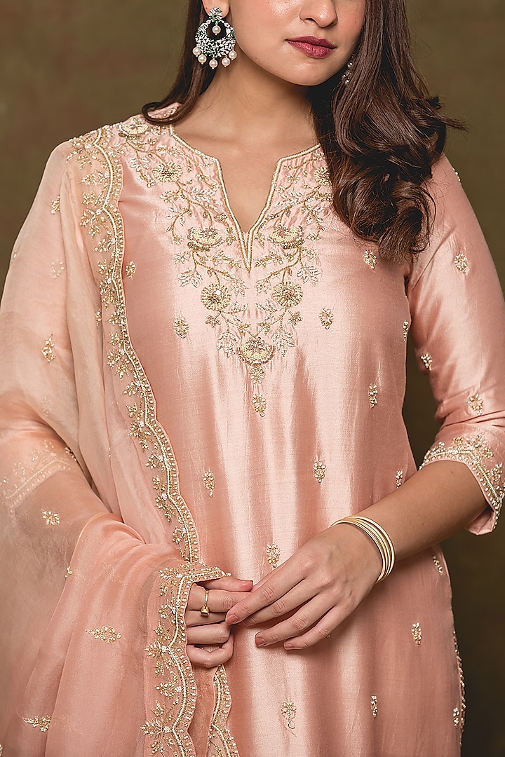 Rose Gold Embroidered Kurta Set by SURBHI SHAH at Pernia's Pop Up Shop