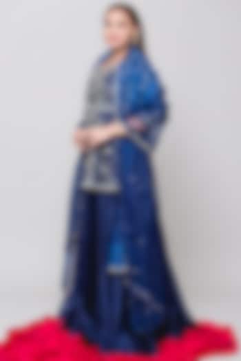 Deep Blue Embroidered Kurta Set by SURBHI SHAH at Pernia's Pop Up Shop