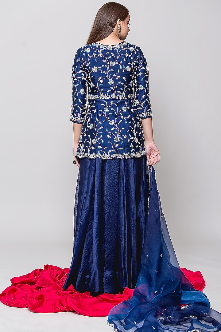 Deep Blue Embroidered Kurta Set by SURBHI SHAH at Pernia's Pop Up Shop