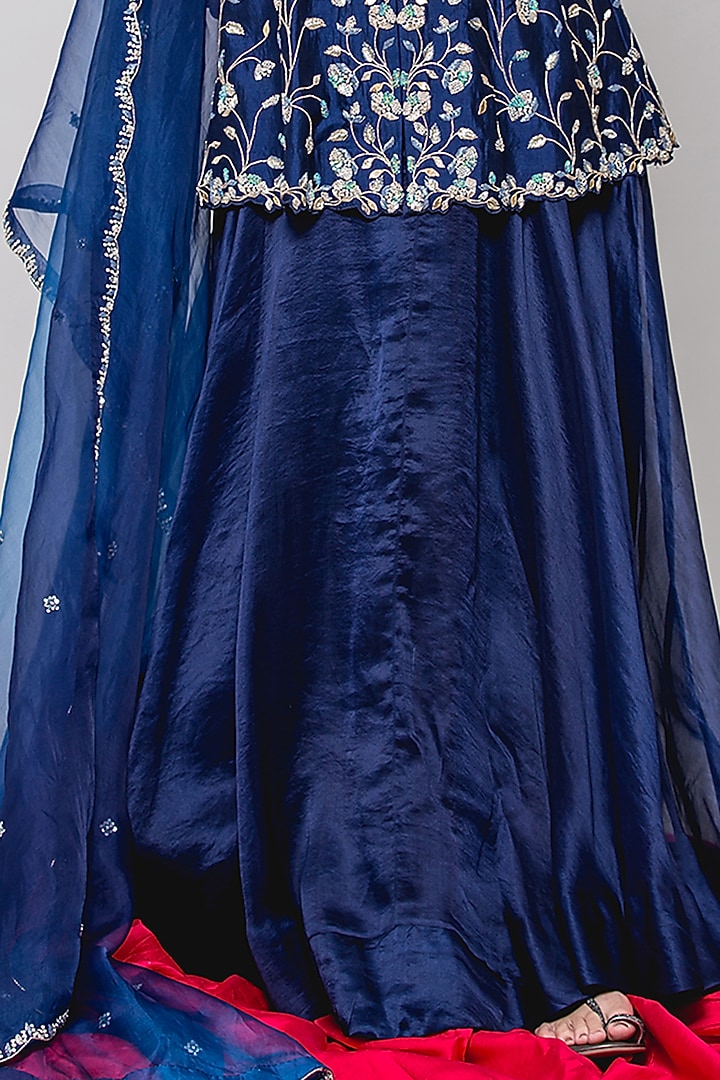 Deep Blue Embroidered Kurta Set by SURBHI SHAH at Pernia's Pop Up Shop