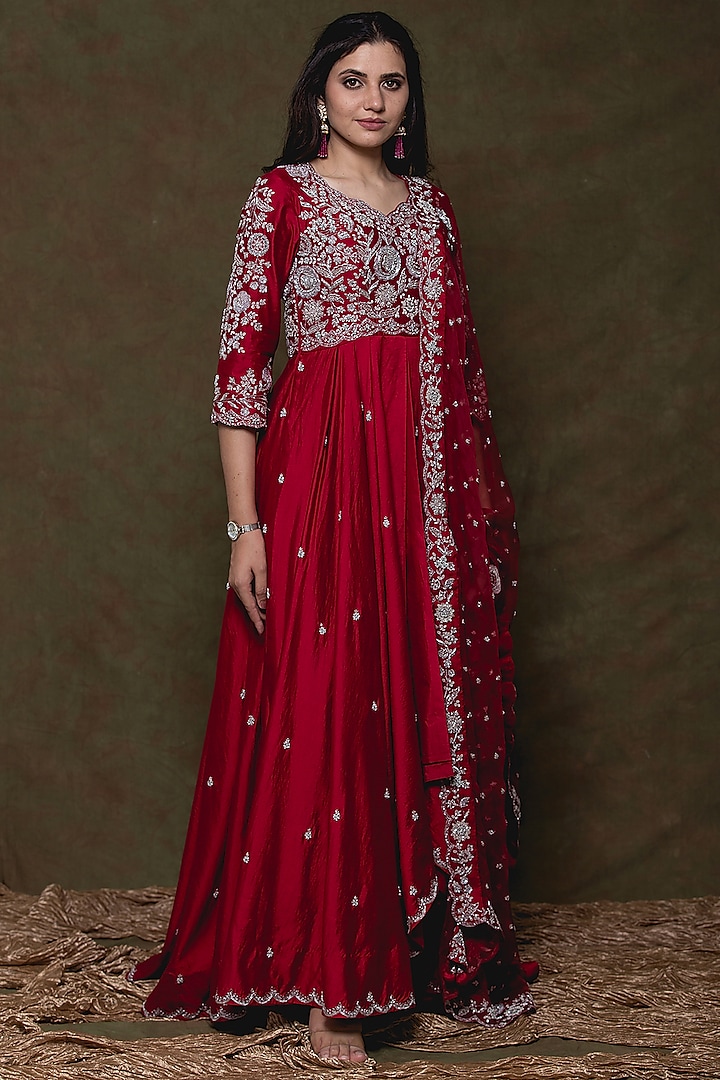 Maroon Embroidered High-Low Anarkali Set by SURBHI SHAH