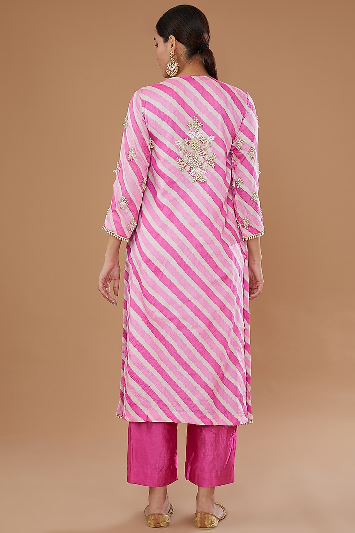 Pink Pure Kora Silk Embroidered Leheriya Kurta Set by SURBHI SHAH at Pernia's Pop Up Shop