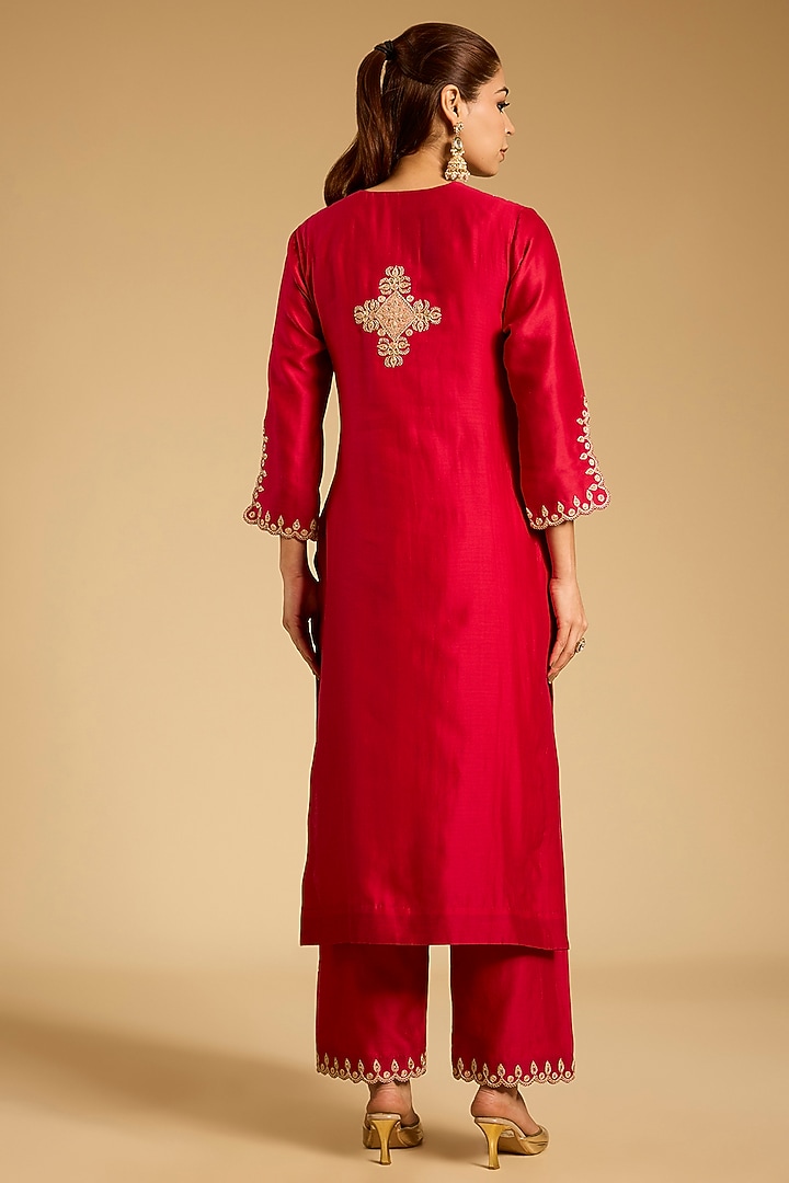 Maroon Chanderi Marori Work Kurta Set by SURBHI SHAH at Pernia's Pop Up Shop