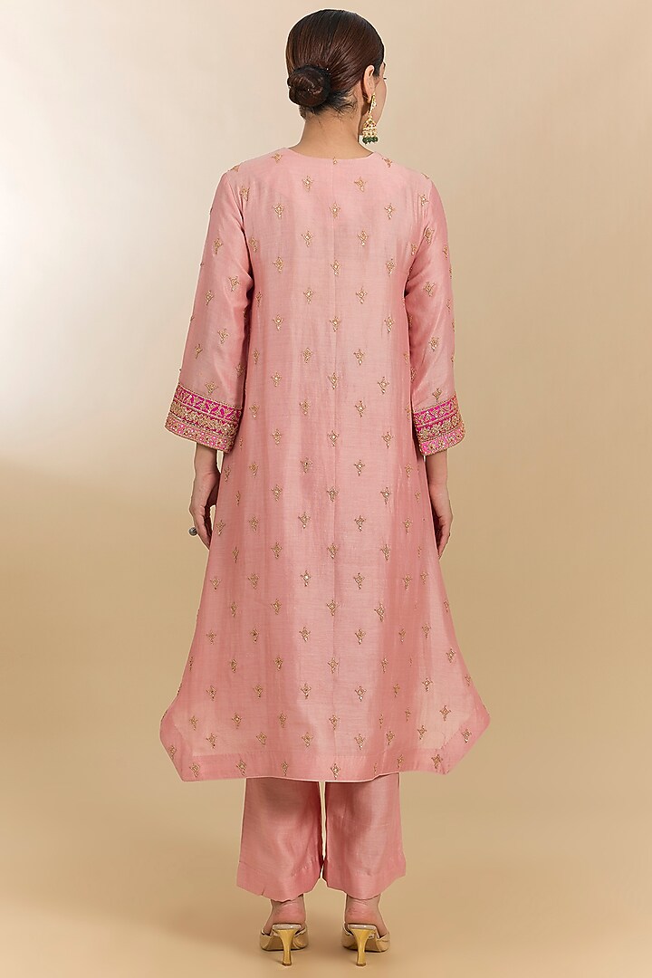 Powder Pink Chanderi Marori Work Kurta Set by Surbhi Shah at Pernia's Pop Up Shop