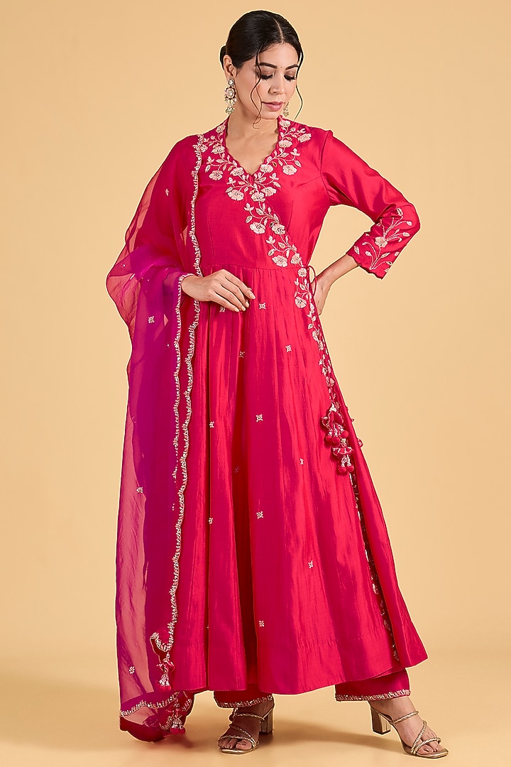 Strawberry Red Spun Silk Wedding Anarkali Set by Surbhi Shah at Pernia's Pop Up Shop