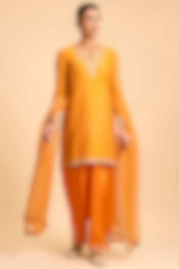 Mango Yellow Spun Silk Bandhej Kurta Set by Surbhi Shah at Pernia's Pop Up Shop