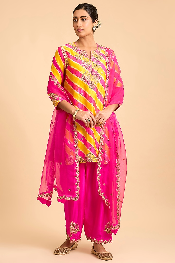 Yellow & Pink Spun SIlk Leheriya Kurta Set by Surbhi Shah at Pernia's Pop Up Shop