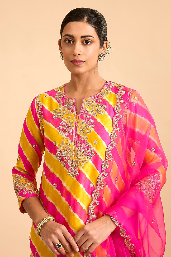 Yellow & Pink Spun SIlk Leheriya Kurta Set by Surbhi Shah at Pernia's Pop Up Shop