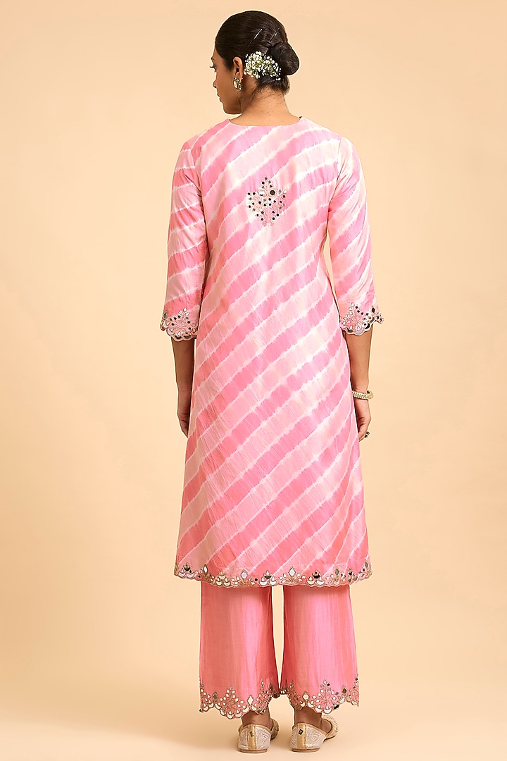 Raspberry Pink Spun Silk Mirror Embroidered Leheriya Kurta Set by Surbhi Shah at Pernia's Pop Up Shop