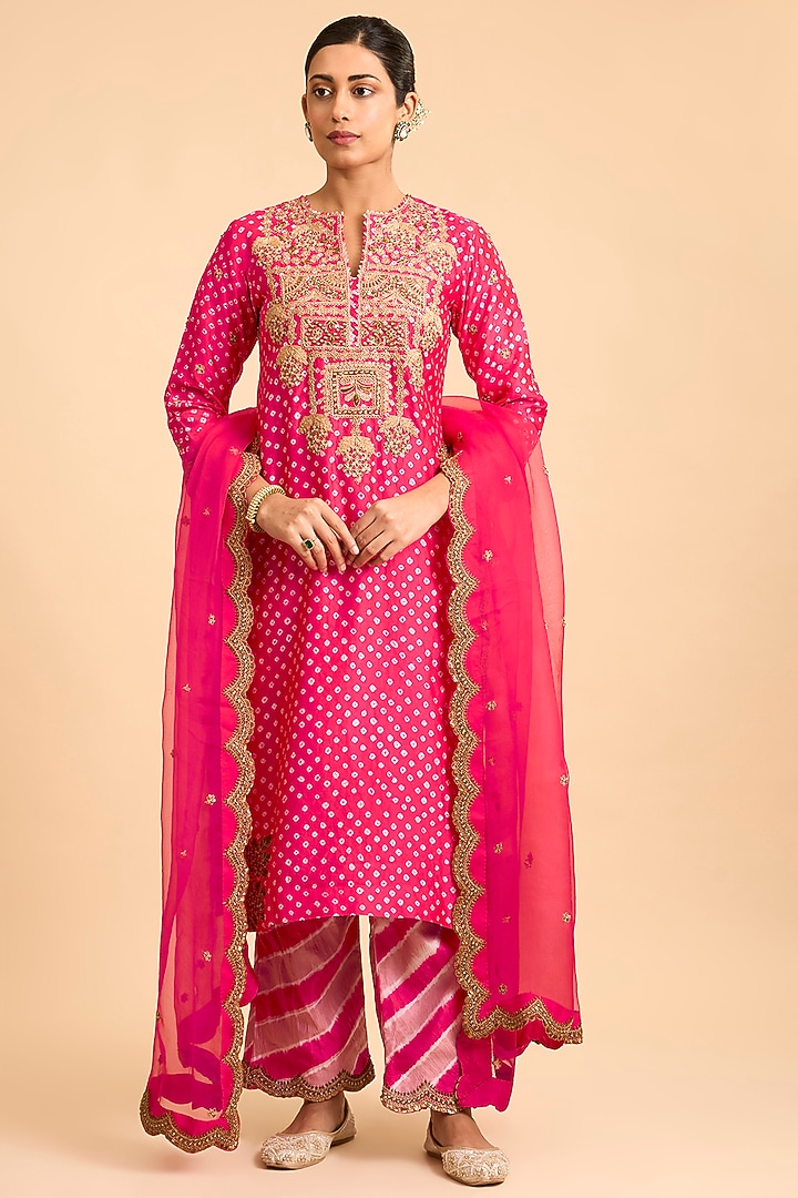 Strawberry Red Spun Silk Mukesh Embroidered Bandhej Kurta Set by Surbhi Shah at Pernia's Pop Up Shop