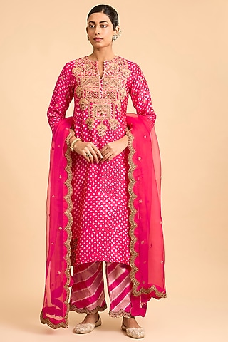Strawberry Red Spun Silk Mukaish Embroidered Bandhej Kurta Set by Surbhi Shah