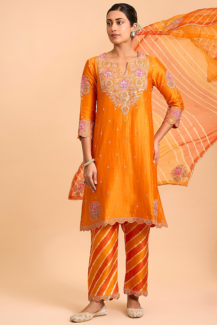 Orange Spun Silk Mukesh Embroidered Kurta Set by Surbhi Shah at Pernia's Pop Up Shop