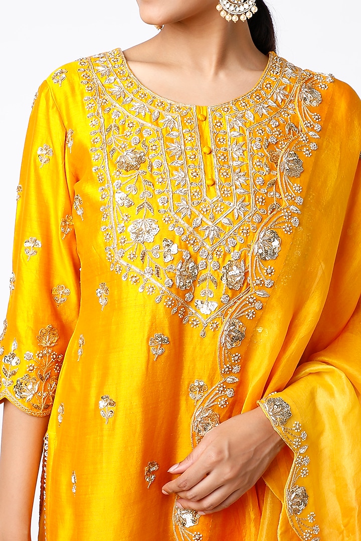 Yellow Sequins Hand Embroidered Kurta Set by SURBHI SHAH at Pernia's Pop Up Shop