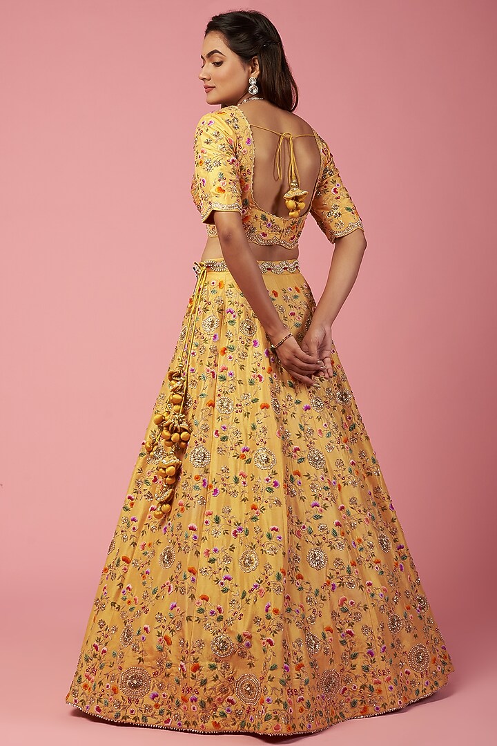 Dull Yellow Embroidered Bridal Lehenga Set by SURBHI SHAH at Pernia's Pop Up Shop