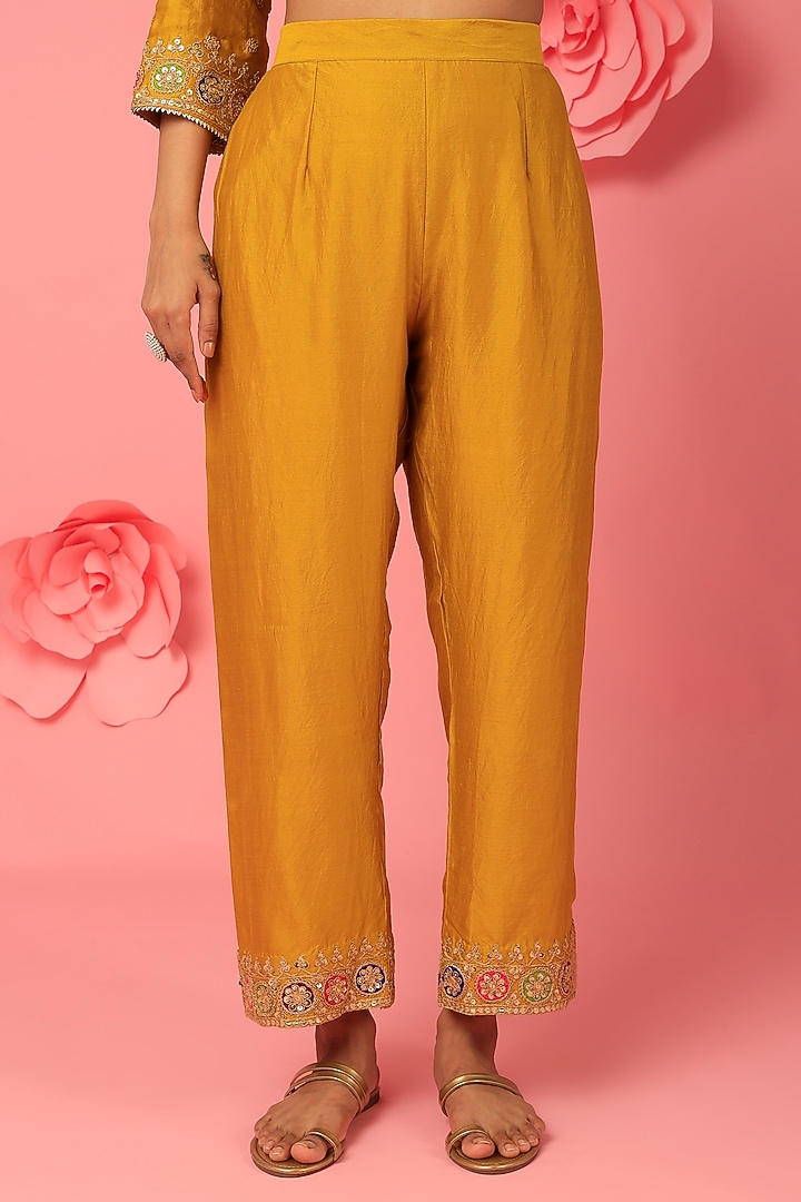 Mustard-Green Embroidered Kurta Set by SURBHI SHAH at Pernia's Pop Up Shop