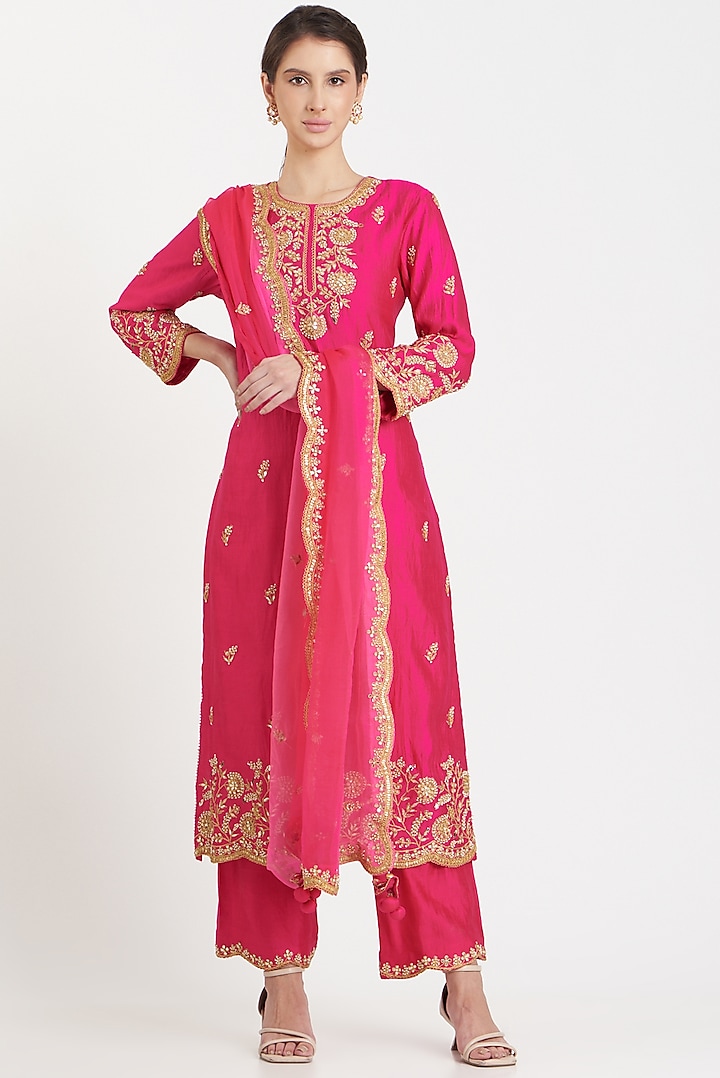 Hot Pink Silk Embroidered Kurta Set by SURBHI SHAH at Pernia's Pop Up Shop