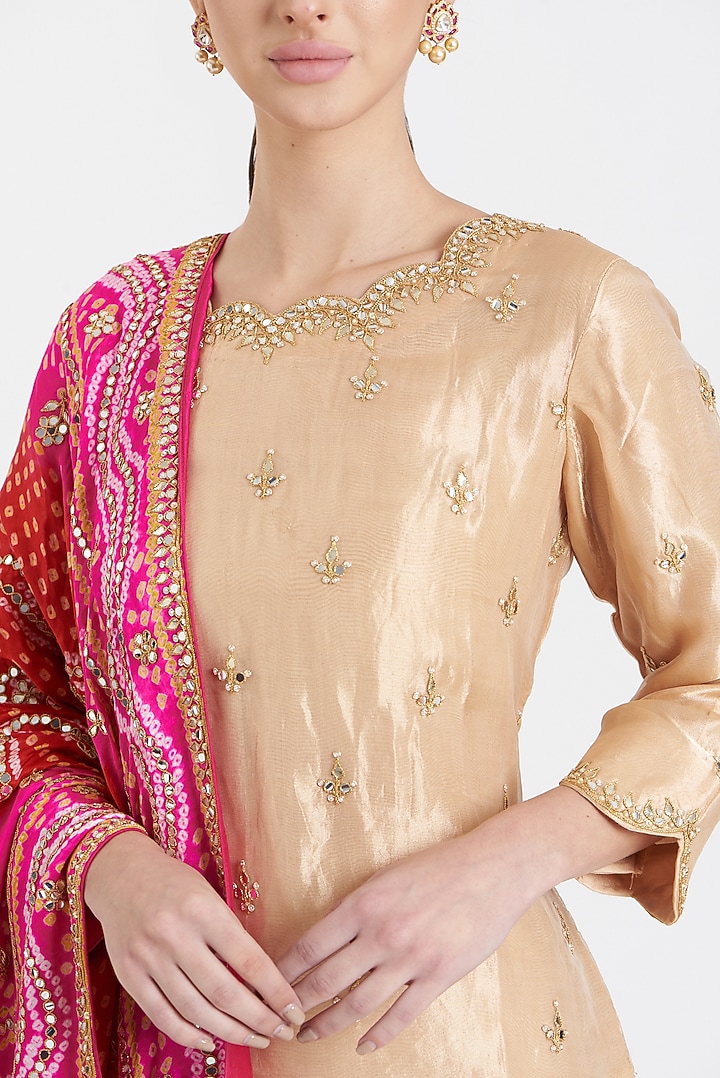 Golden Embroidered Kurta Set by SURBHI SHAH at Pernia's Pop Up Shop