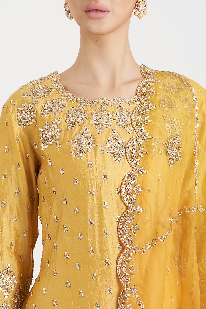 Light Yellow Silk Embroidered Kurta Set by SURBHI SHAH at Pernia's Pop Up Shop