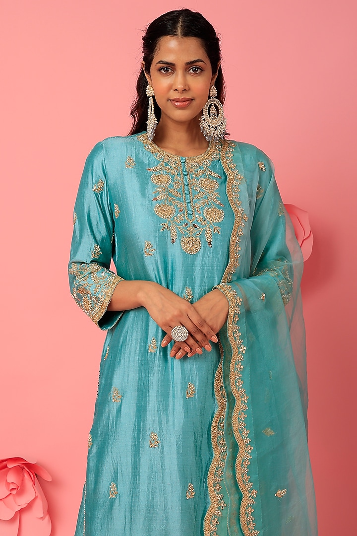 Sea Blue Hand Embroidered Kurta Set by SURBHI SHAH at Pernia's Pop Up Shop